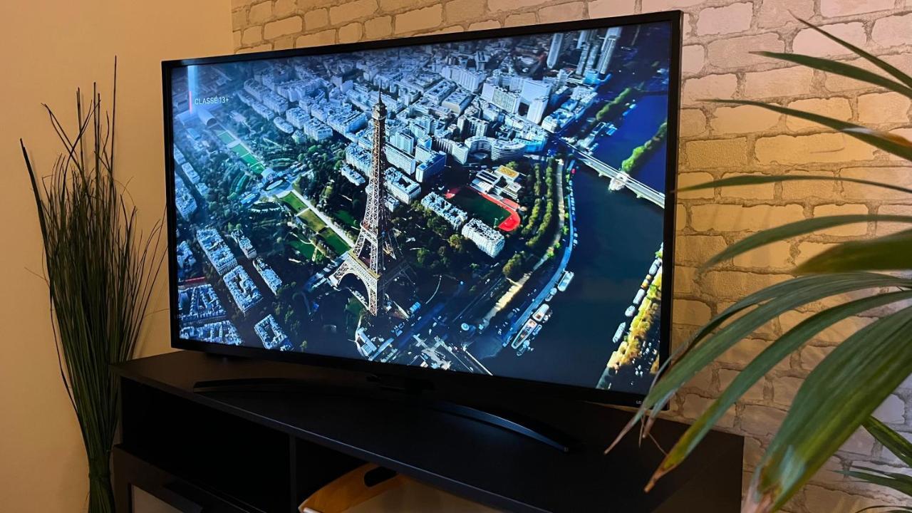 Quartier Historique 100M Plage Wifi 梅尔·莱斯·拜恩斯 外观 照片